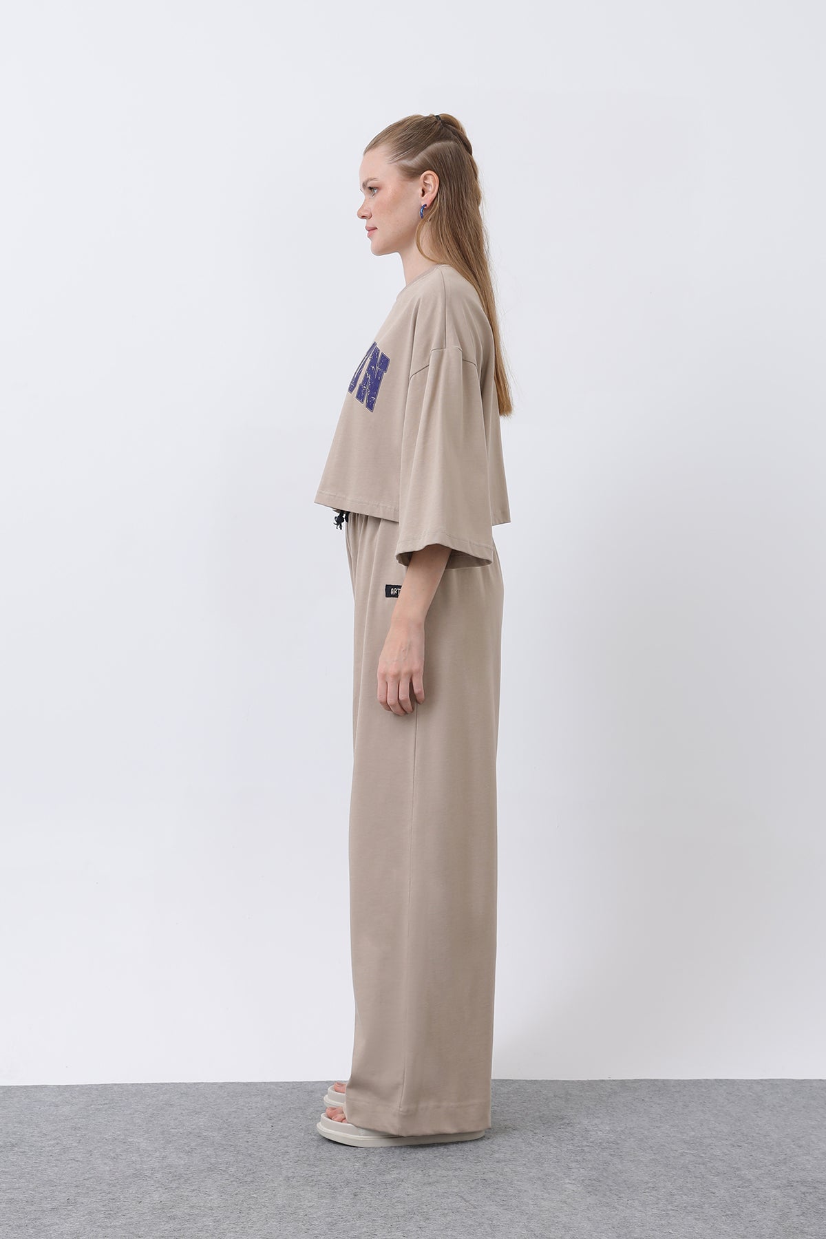 Kadın Önü Baskılı İkili Pantolonlu Takım - 32226TKS BEIGE
