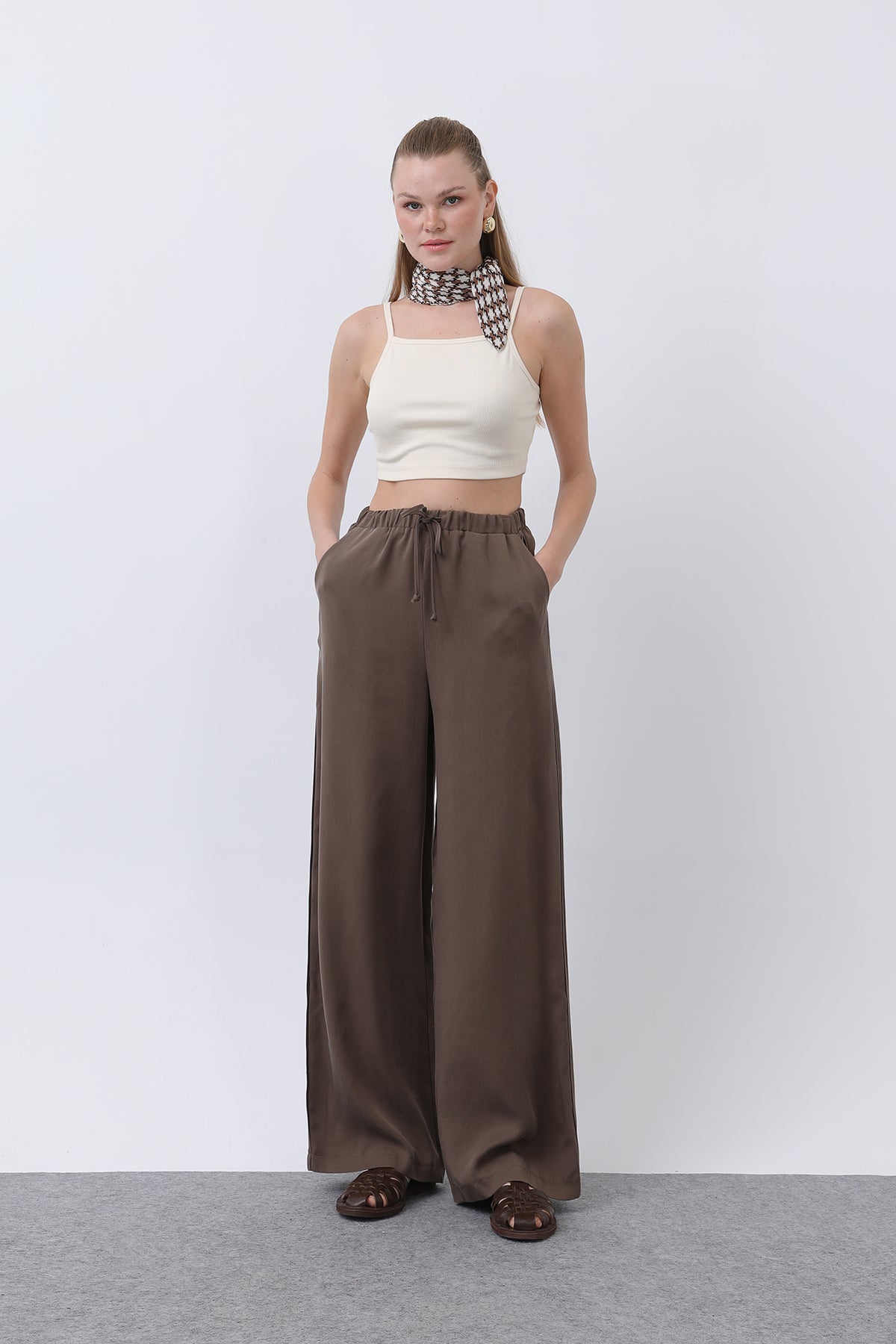 Kadın Bel Lastikli Yanları Biyeli Pantolon - 32231PNT BROWN