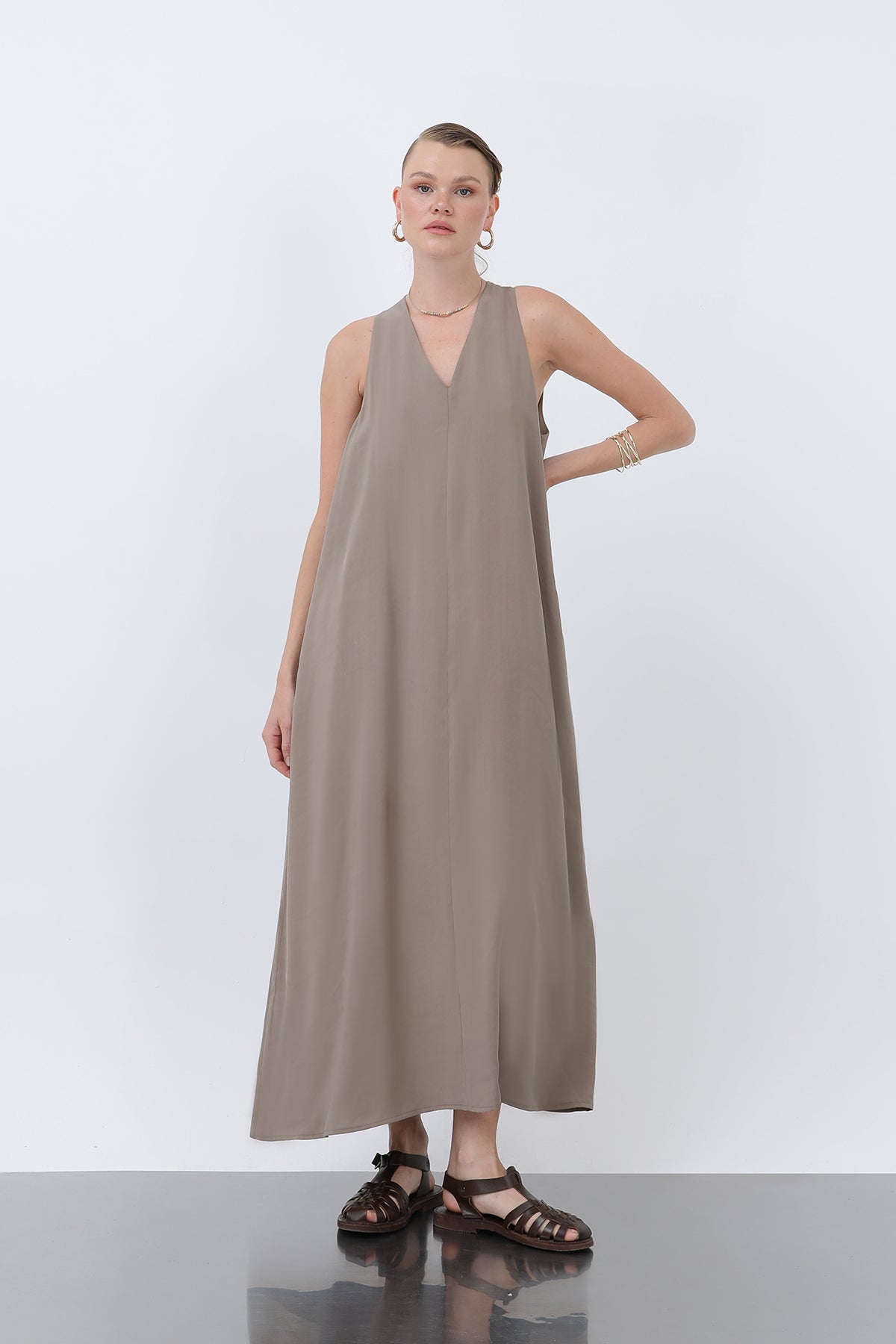 Kadın Yakası Üçgen Askılı Midi Elbise -32241ELB MINK
