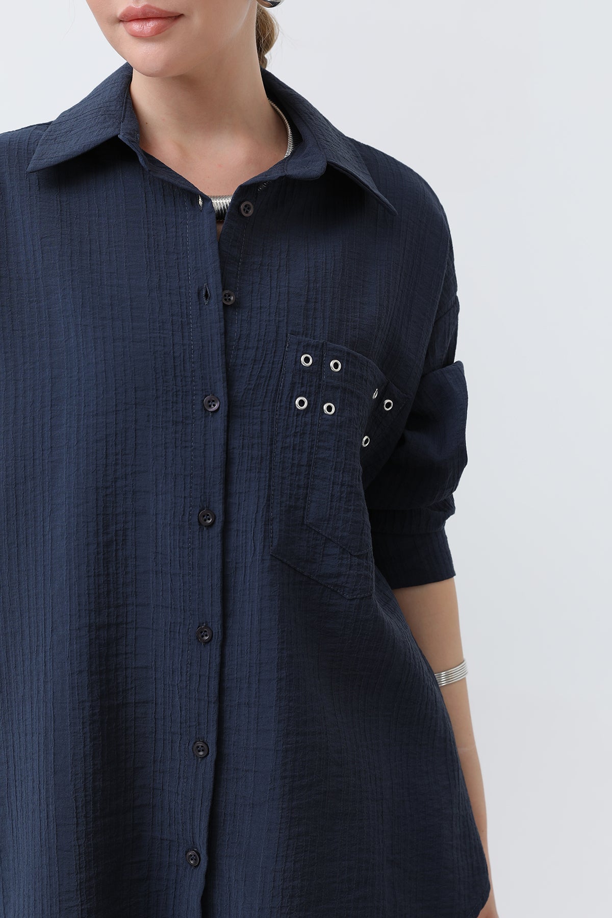 Kadın Kuşgözü Detaylı Gömlek -32250GML NAVY
