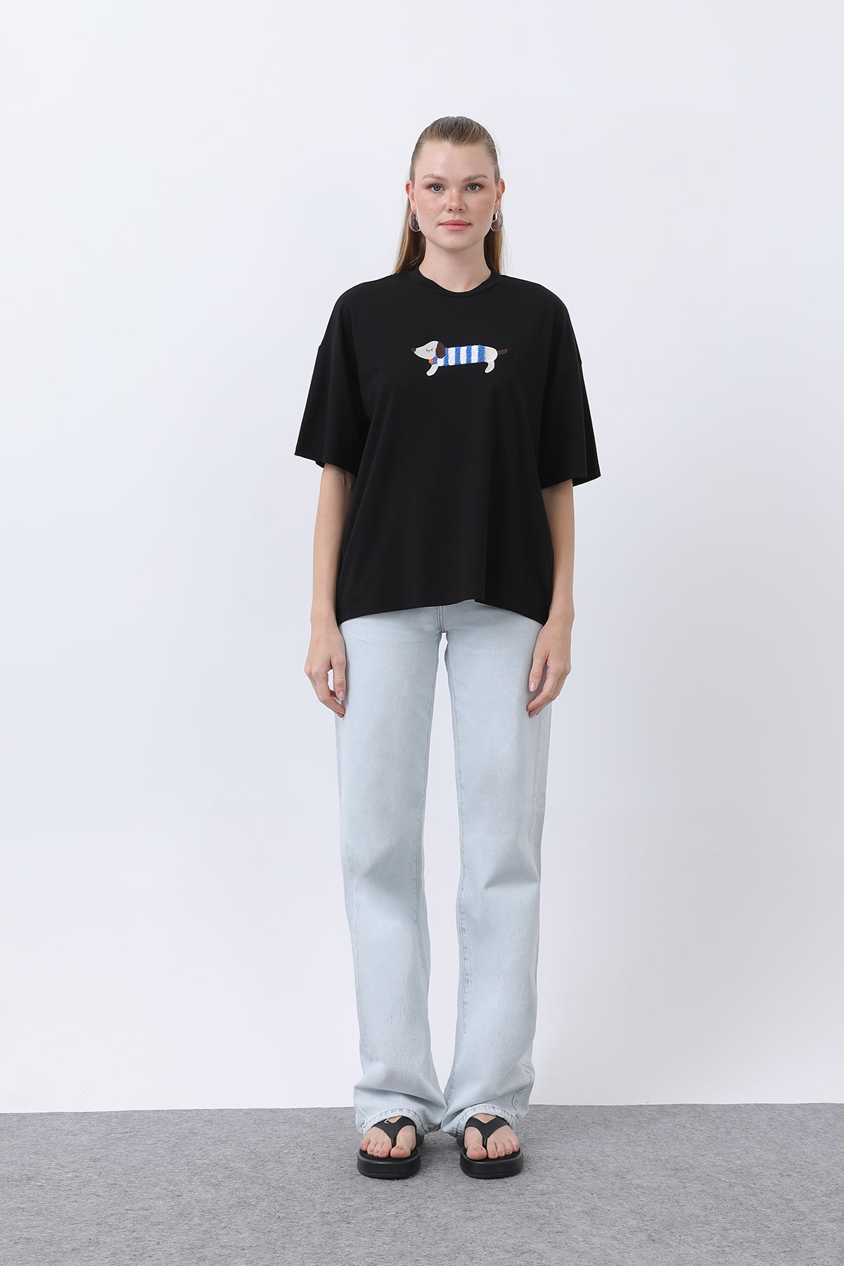 Kadın Köpek Nakışlı Basic Tshirt -32255TSH BLACK