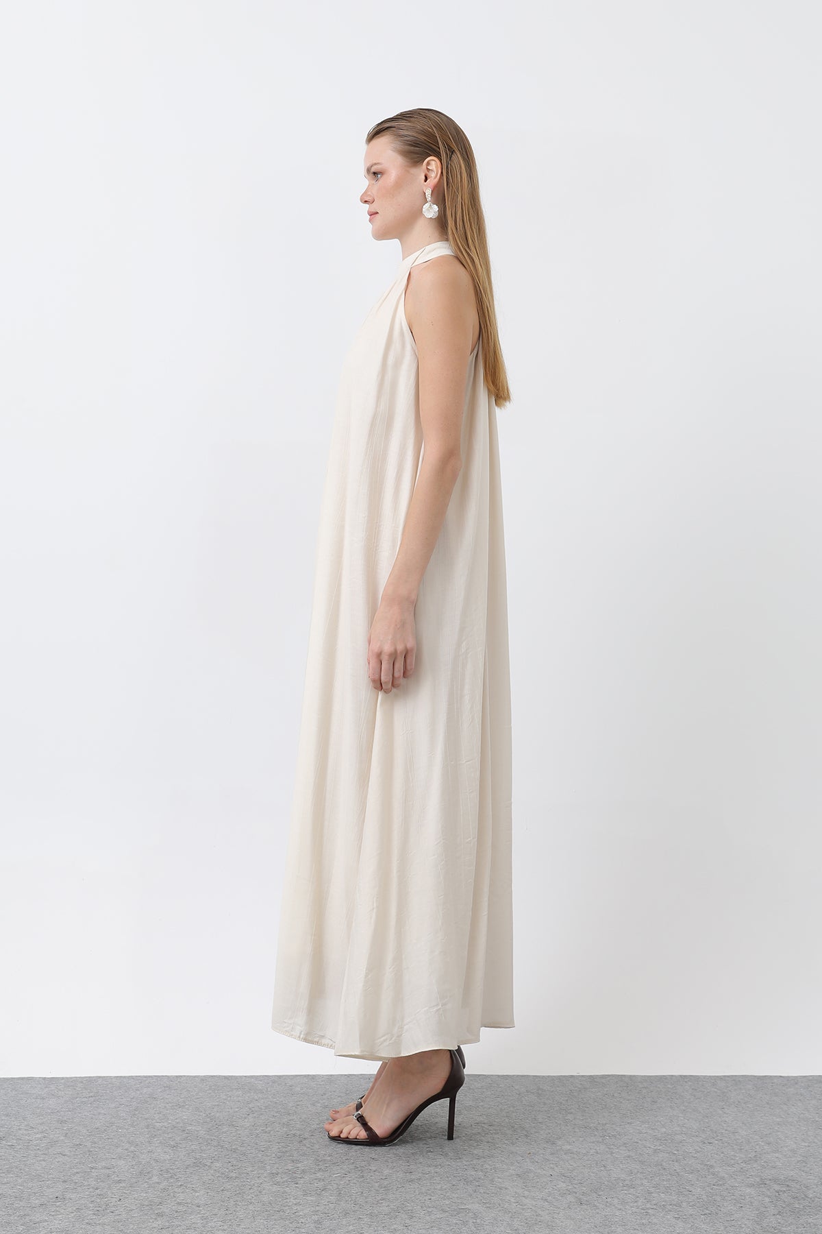 Kadın Halter Yaka Elbise - 32322ELB BEIGE