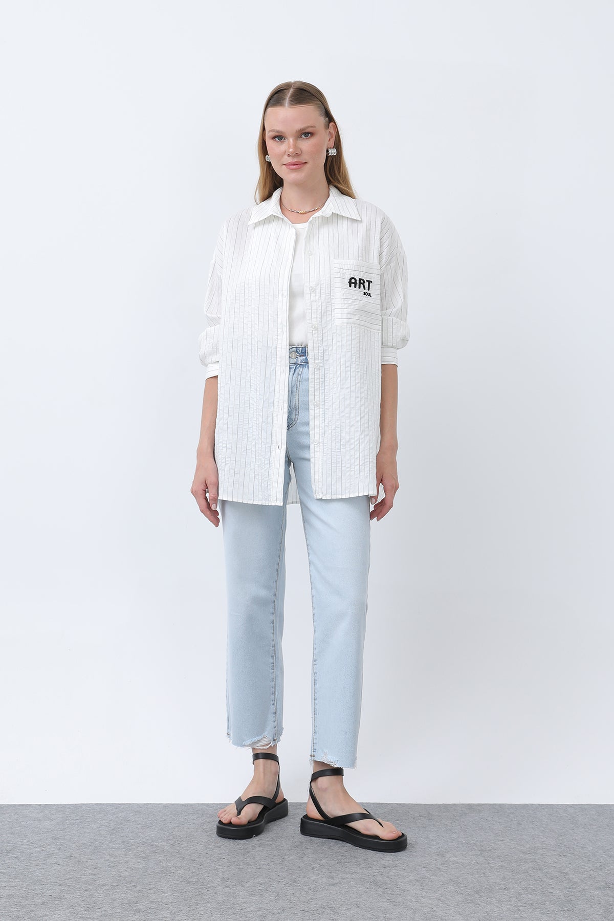 Kadın Çizgili Cebi Nakışlı Gömlek - 32329GML ECRU-BLACK