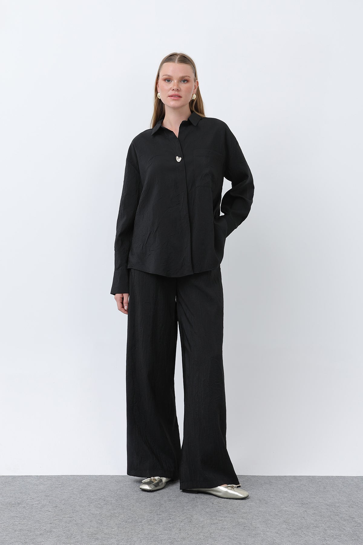 Kadın Düğme Detaylı Kraşlı Gömlek - 32333GML BLACK