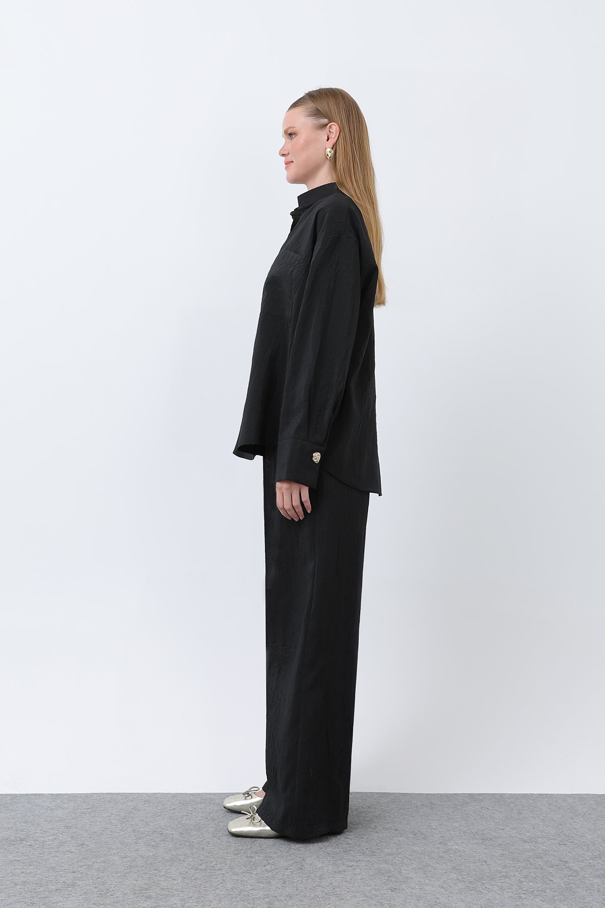Kadın Düğme Detaylı Kraşlı Gömlek - 32333GML BLACK