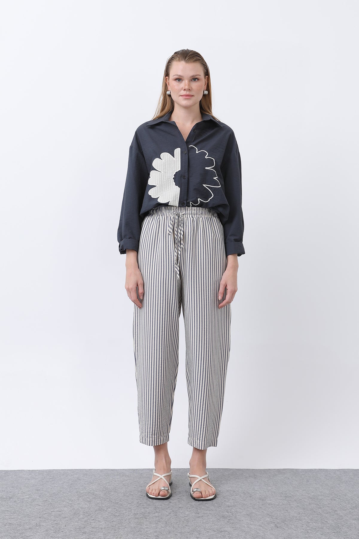 Kadın Çizgili Havuç Form Pantolon -32344PNT NAVY-BEIGE